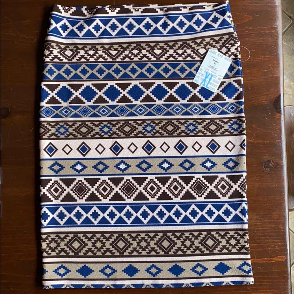 Lularoe Cassie skirt - NWT